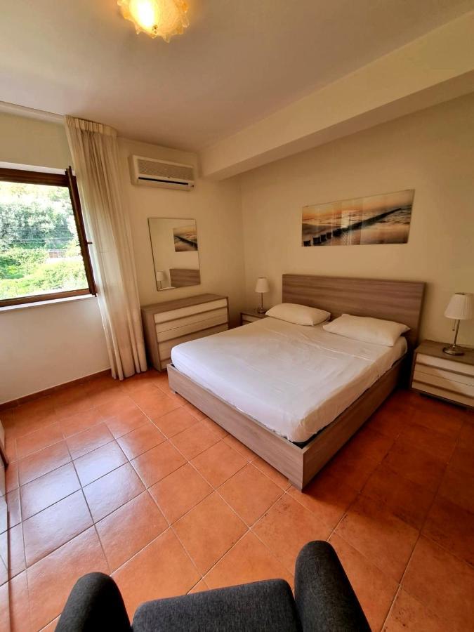 Апартаменты Casa Tritone Маццео Экстерьер фото