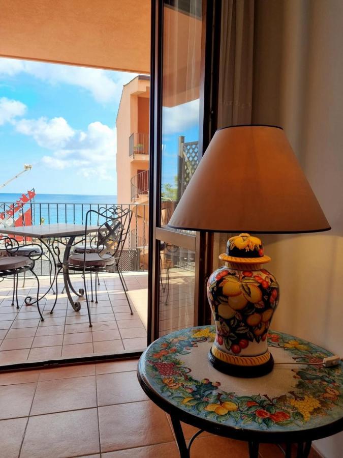 Апартаменты Casa Tritone Маццео Экстерьер фото