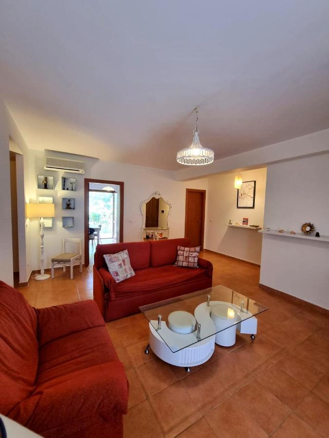 Апартаменты Casa Tritone Маццео Экстерьер фото